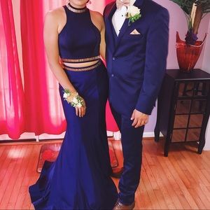 Amanda’s Touch Prom 17 Collection